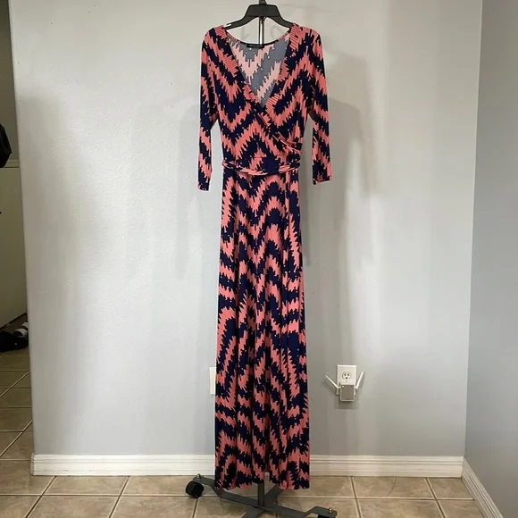 Janette Fashion Stretchy Wrap Dress Size L | Color: Blue/Pink | Size: L | Materialgyyrl's Closet
